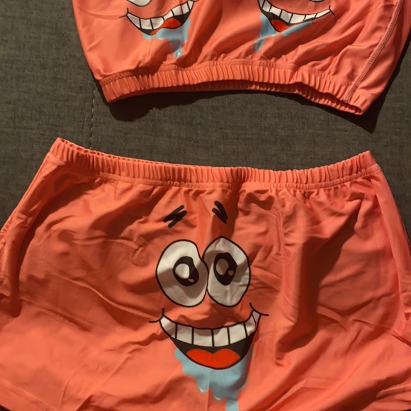 Two pieces - Picture 3 of 5